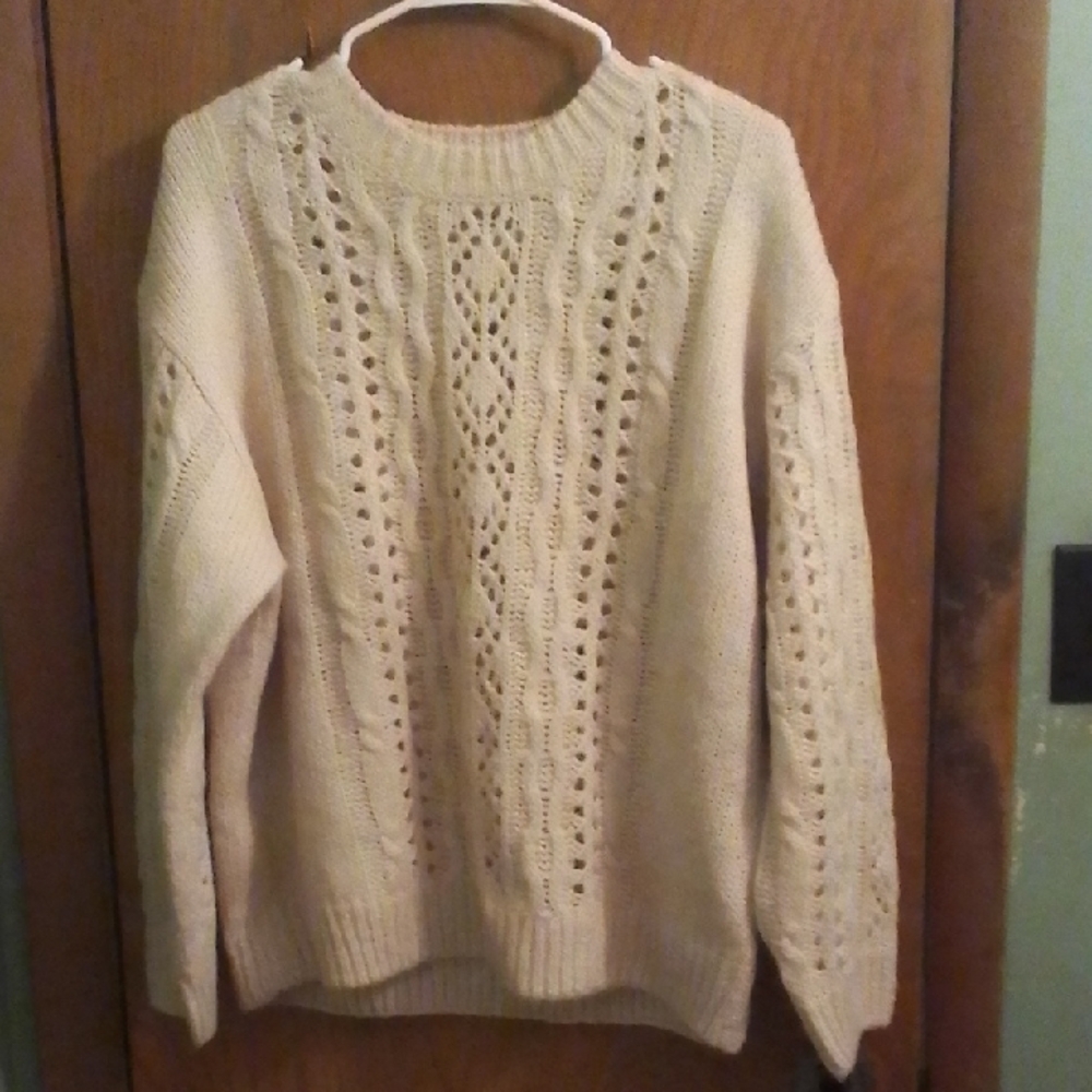 Women's Cream Sweater Lush is the brand size medium